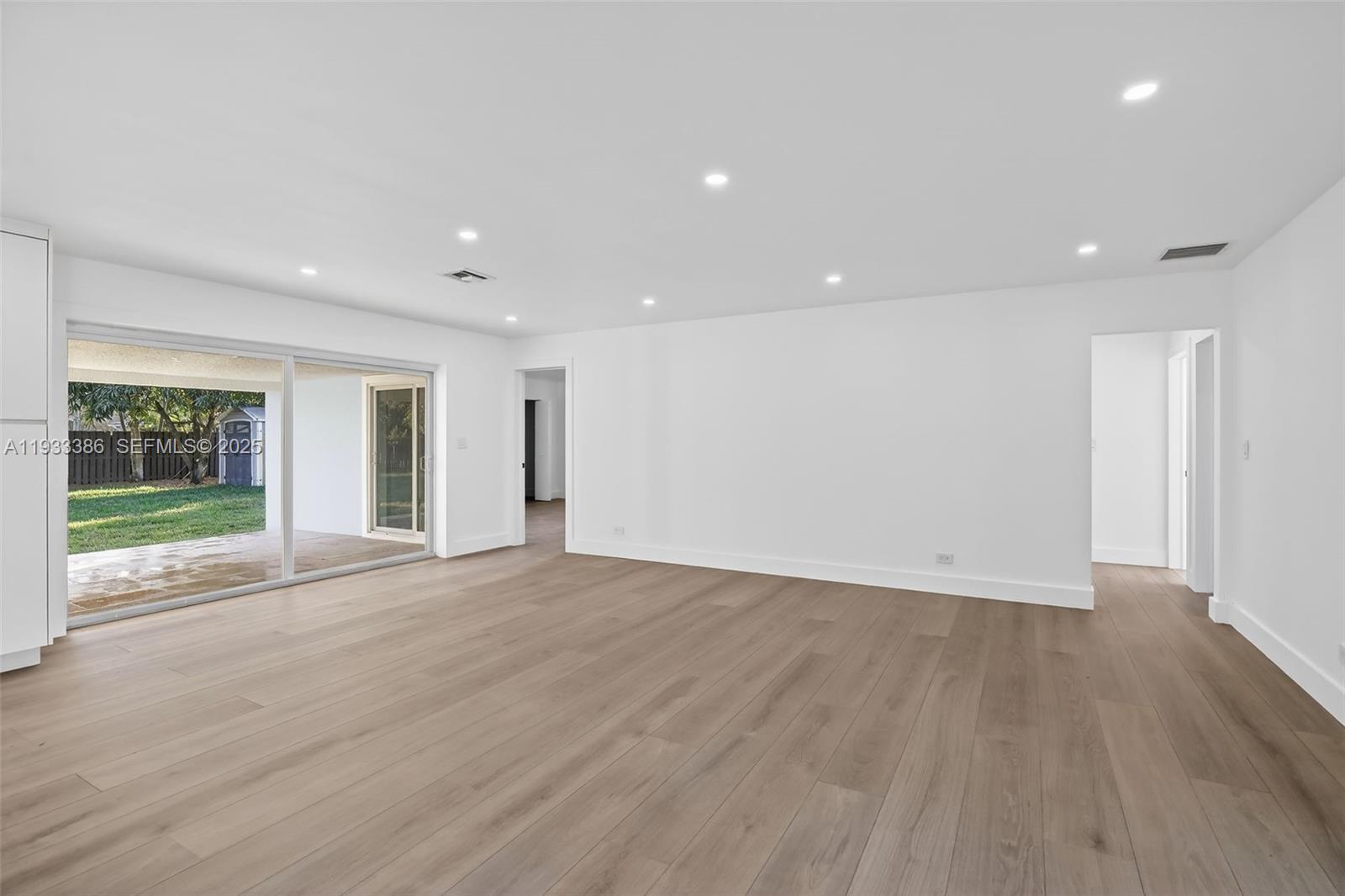 PLANTATION GARDENS SEC 5 - Residential