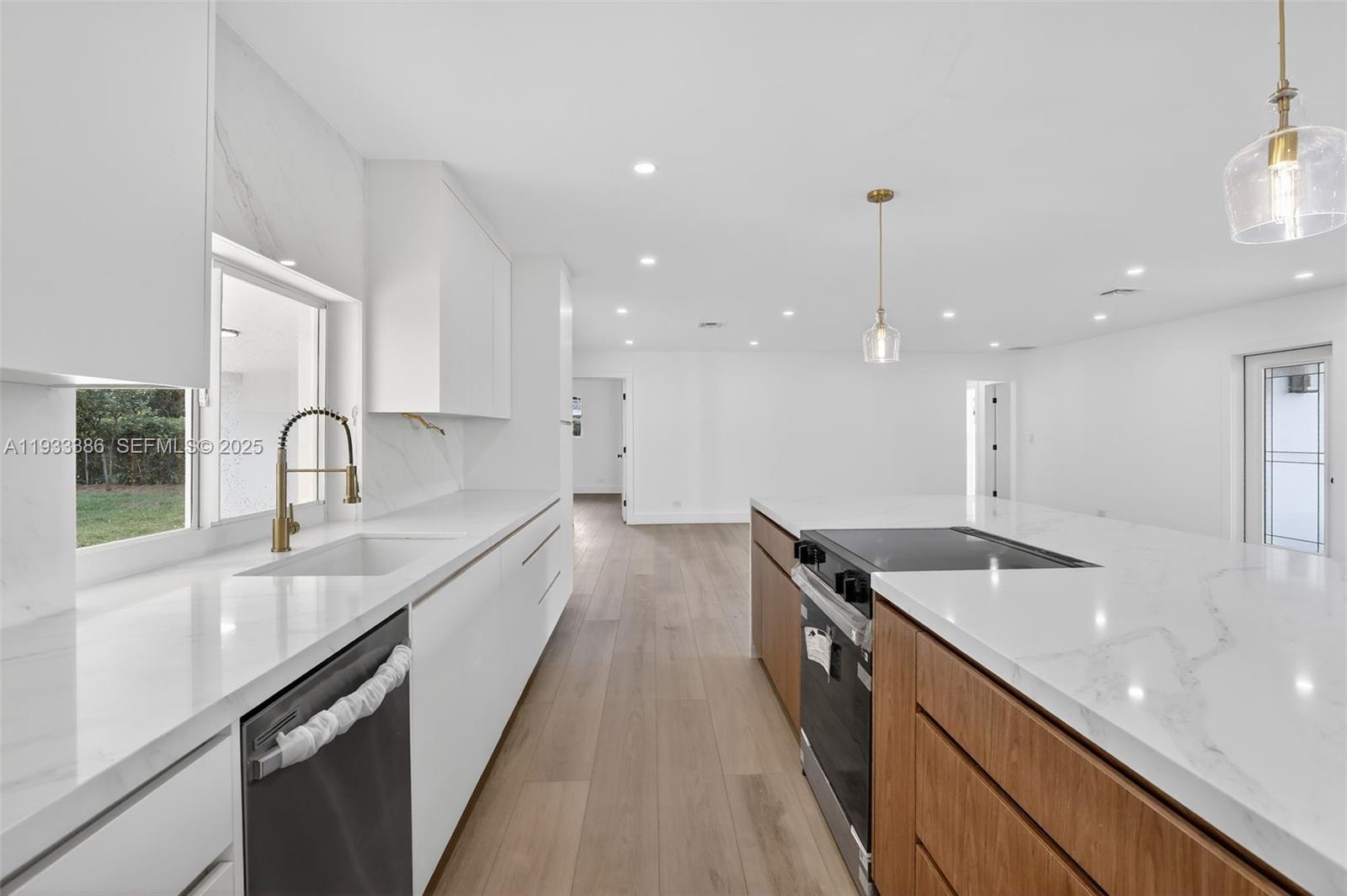 PLANTATION GARDENS SEC 5 - Residential