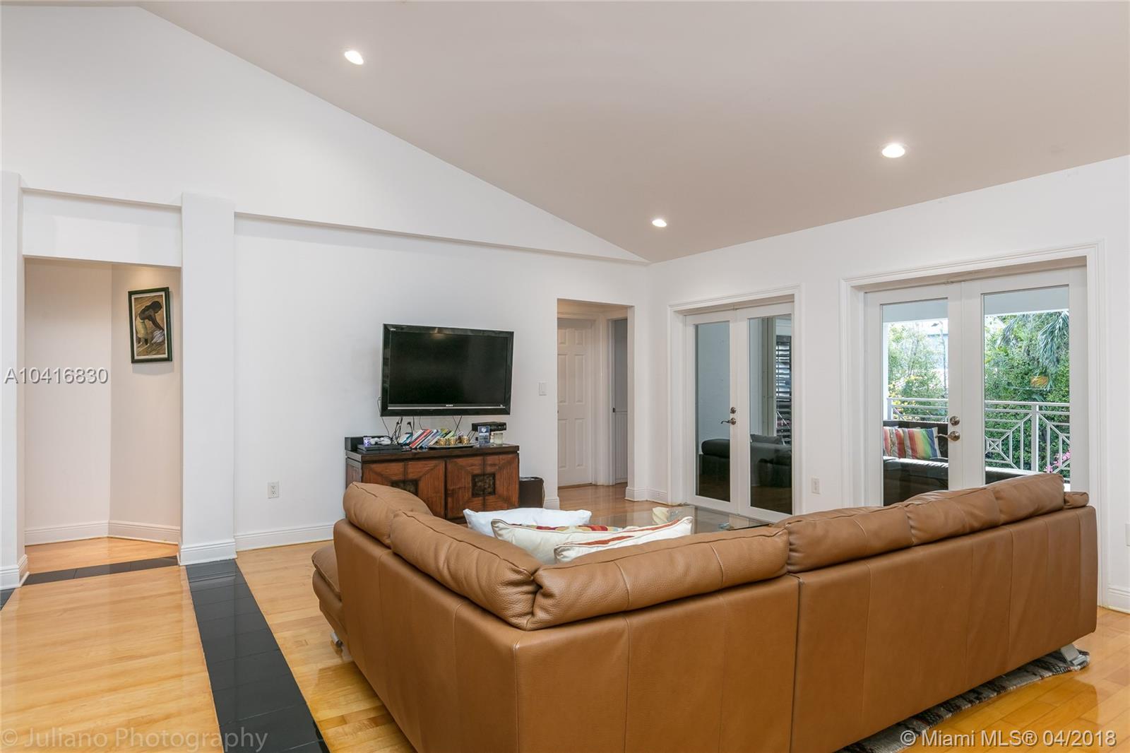 TROPICAL ISLE HOMES SUB 4 - Residential Lease