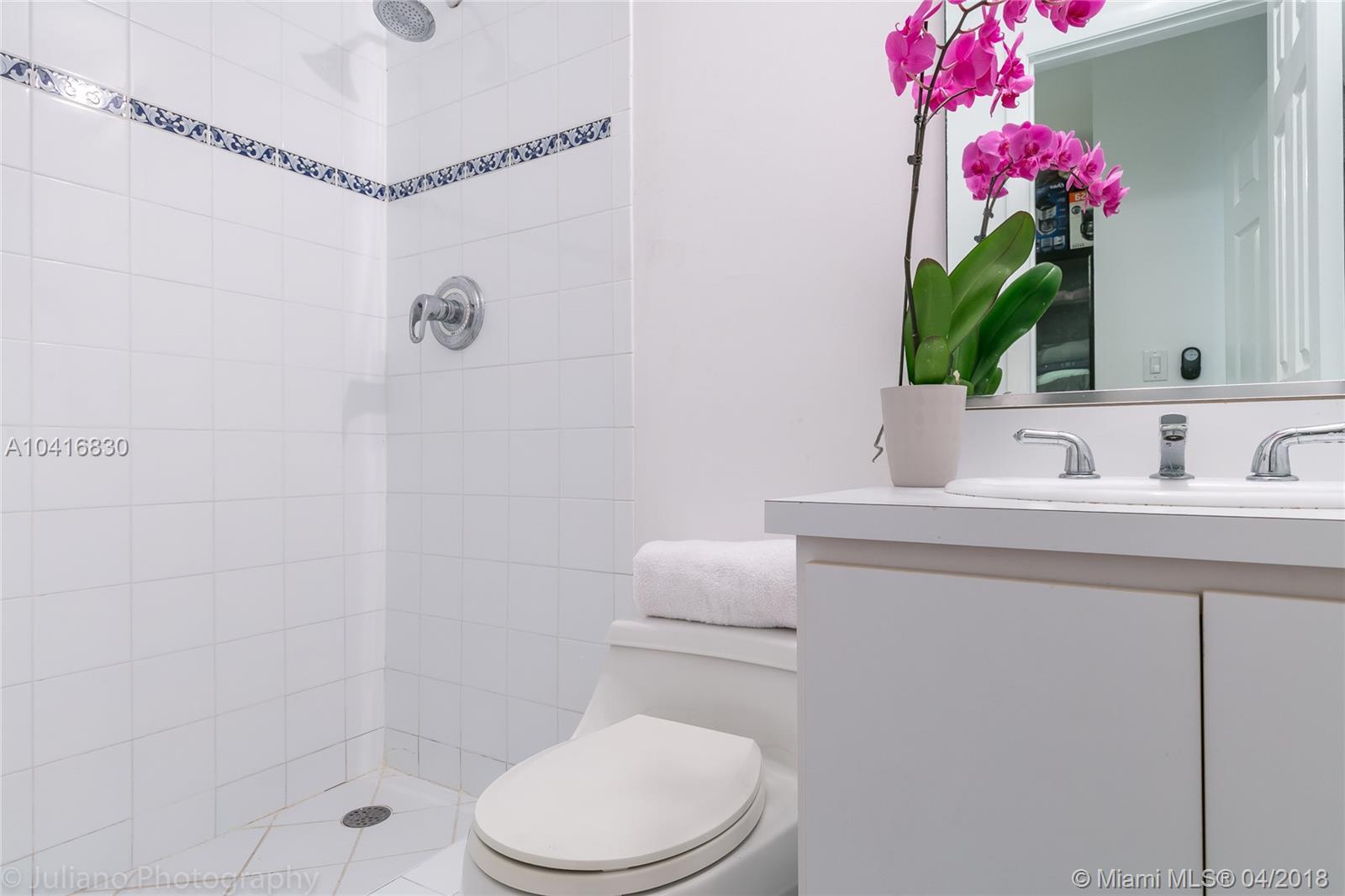 TROPICAL ISLE HOMES SUB 4 - Residential Lease