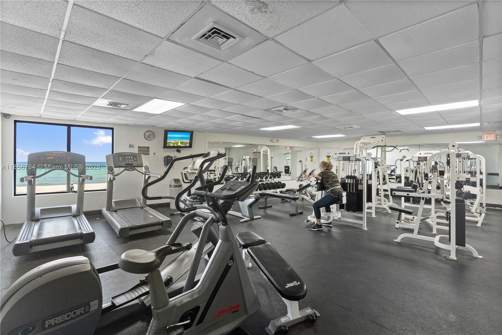 SEA AIR TOWERS CONDO - Residential