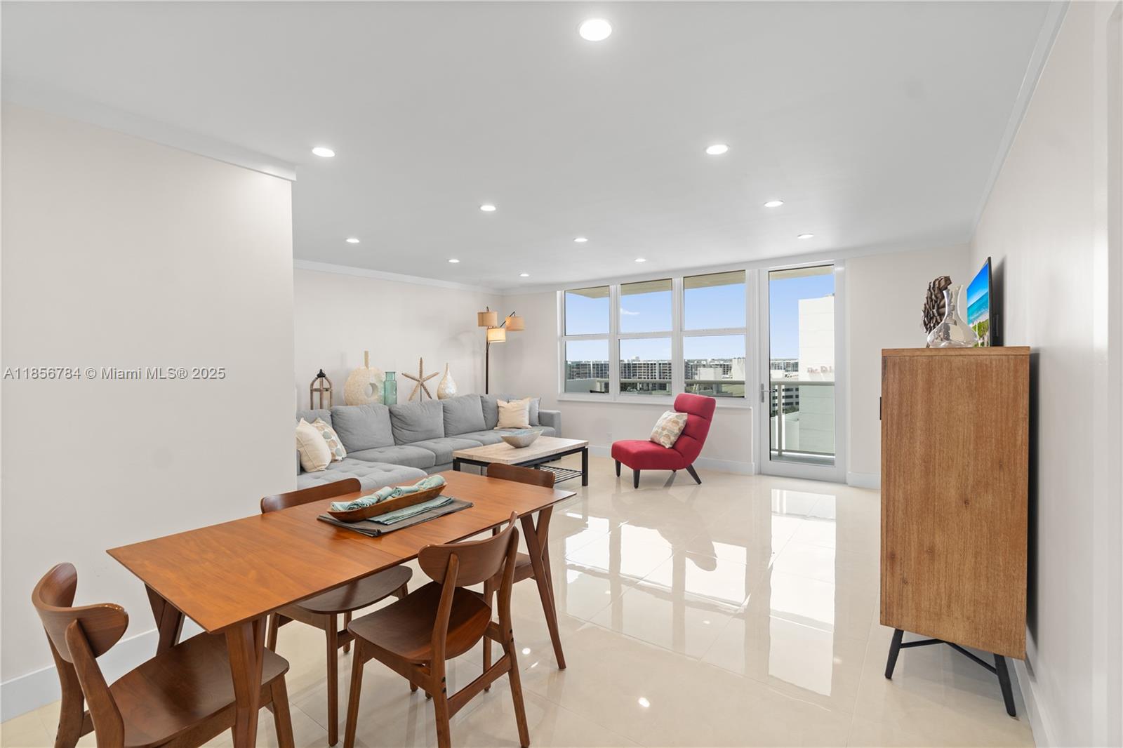 SEA AIR TOWERS CONDO - Residential