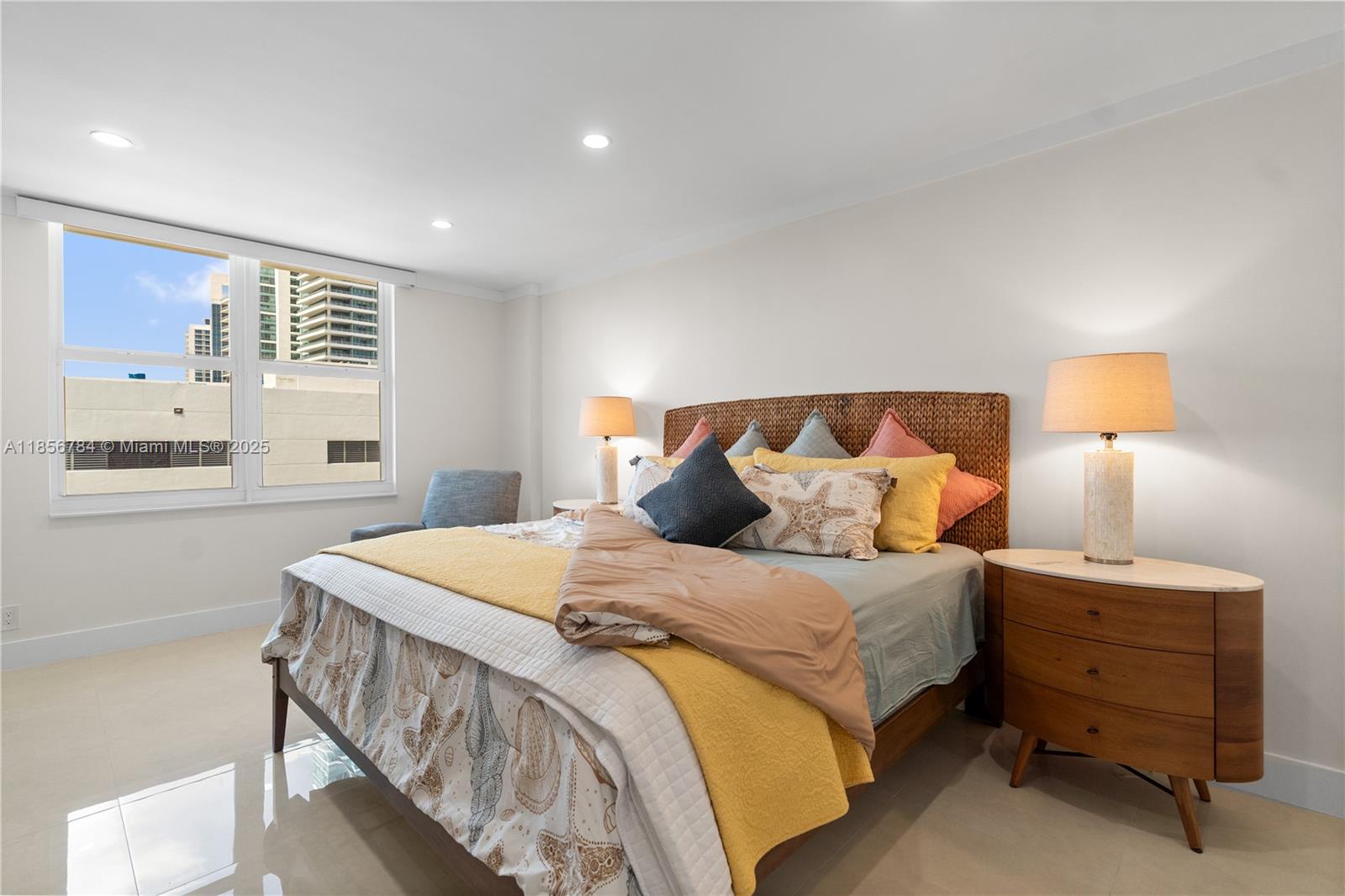 SEA AIR TOWERS CONDO - Residential