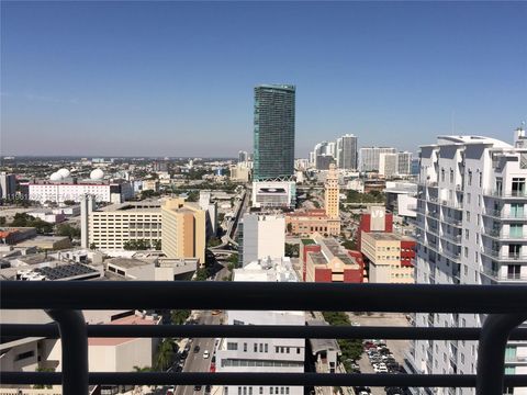 133 NE 2nd Ave 2511 Miami FL 33132