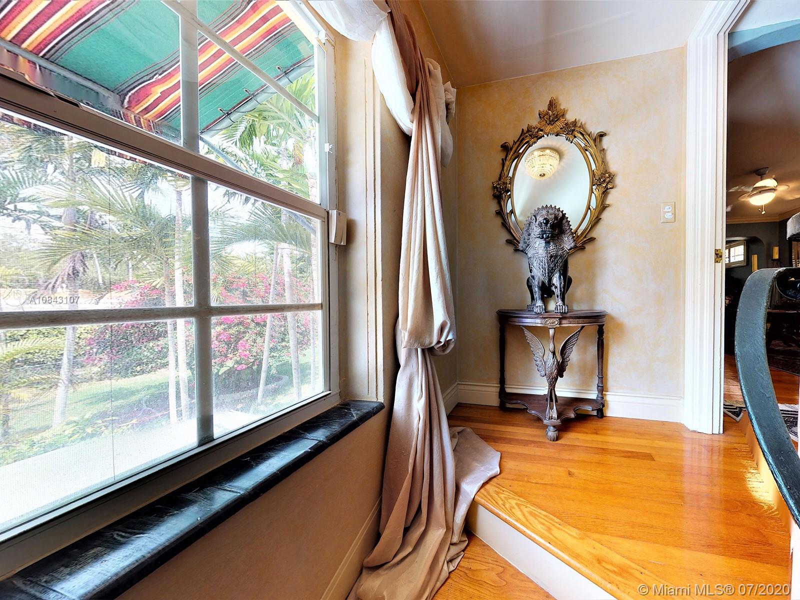 MIAMI SHORES SEC 3 - Residential