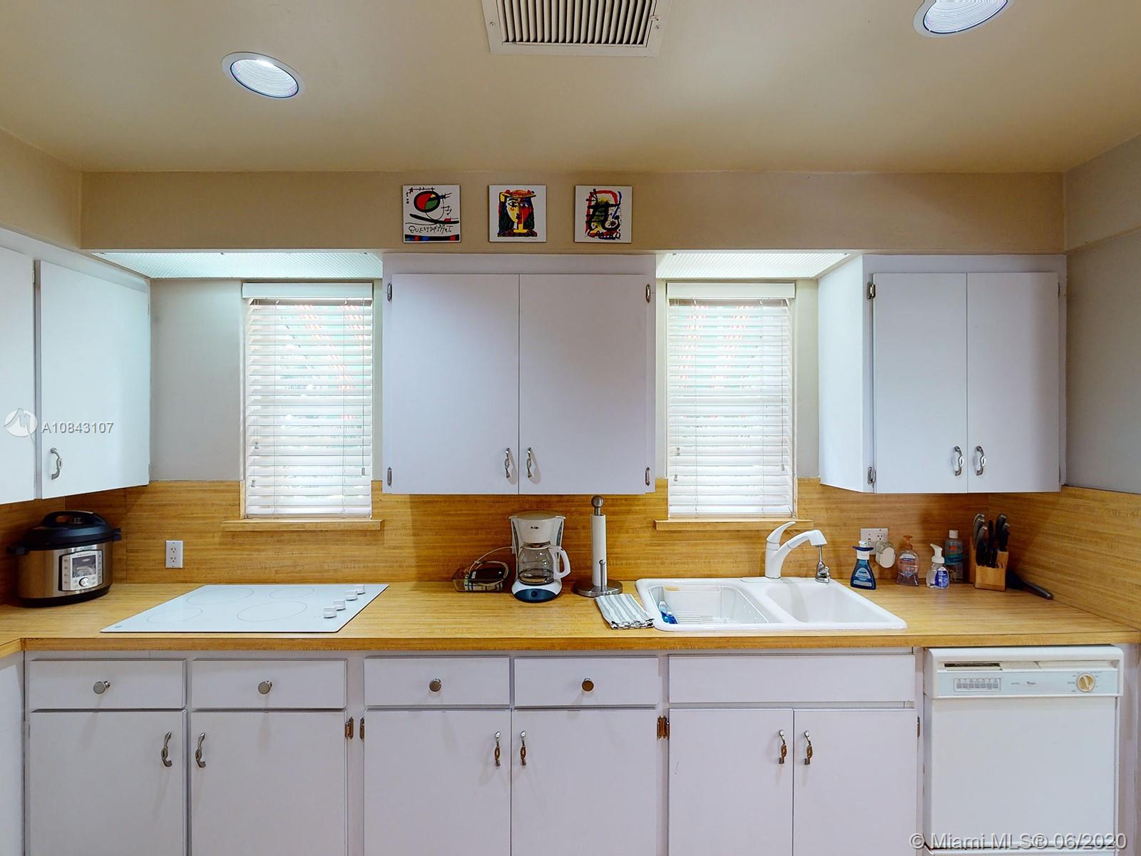 MIAMI SHORES SEC 3 - Residential