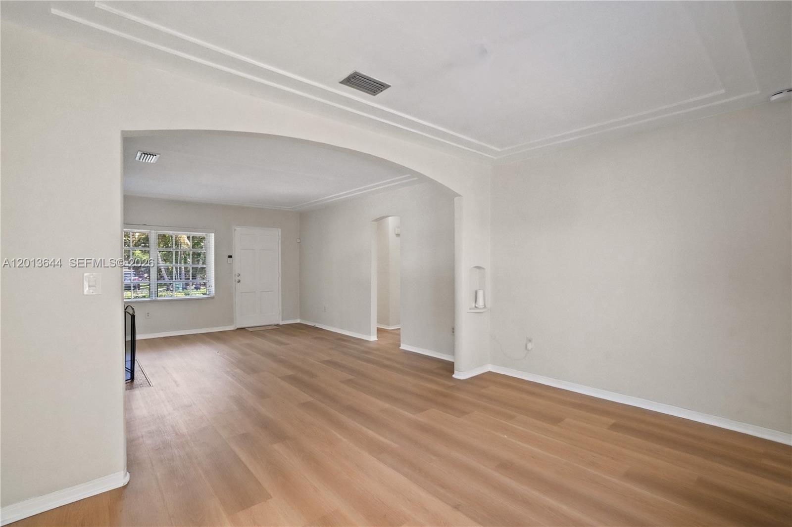 SILVER BLUFF ESTS-SEC A - Residential Lease