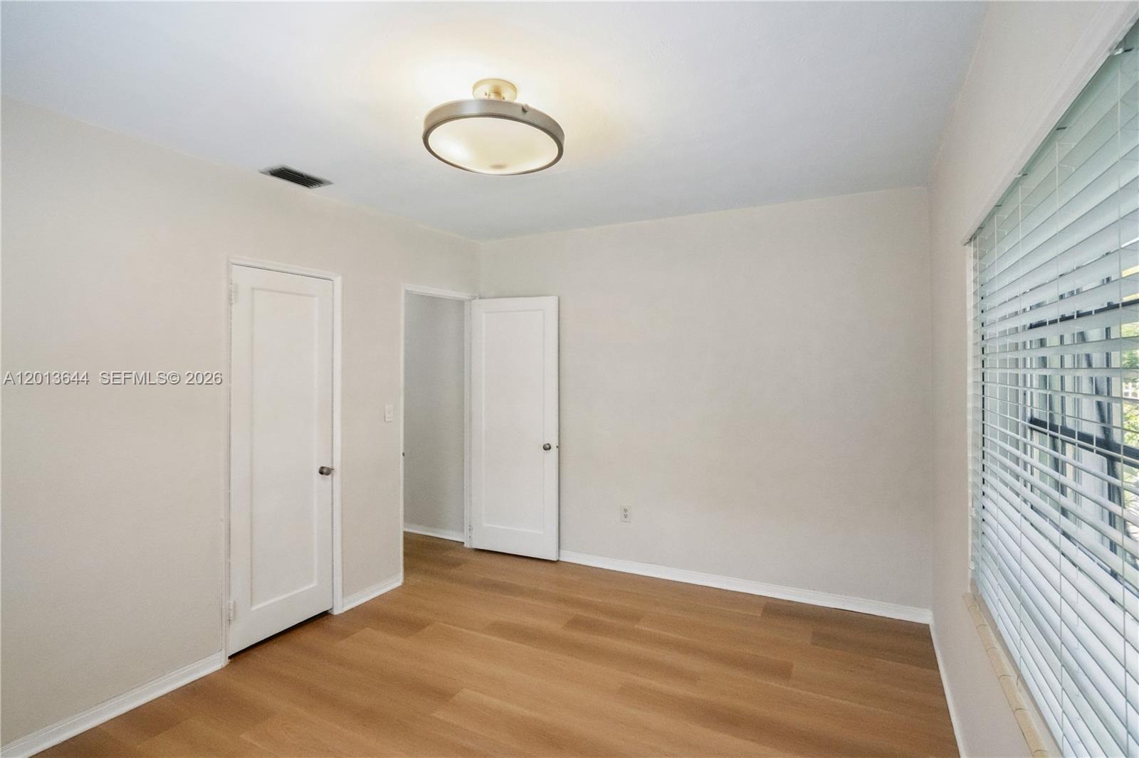 SILVER BLUFF ESTS-SEC A - Residential Lease