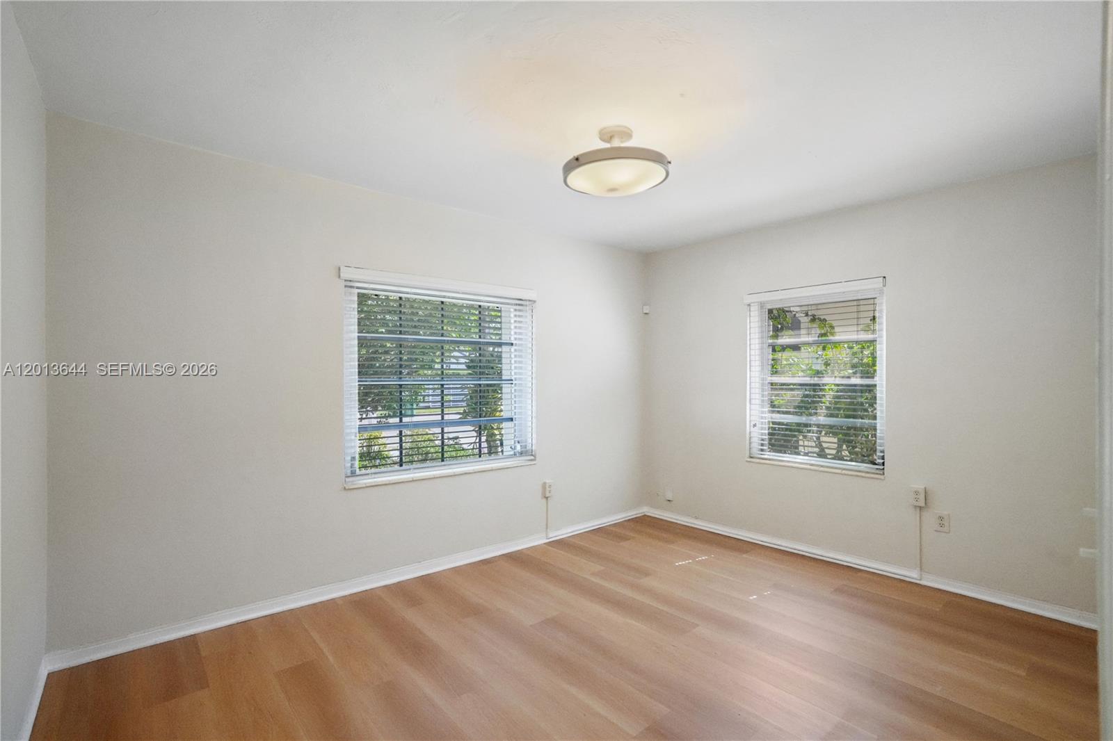 SILVER BLUFF ESTS-SEC A - Residential Lease