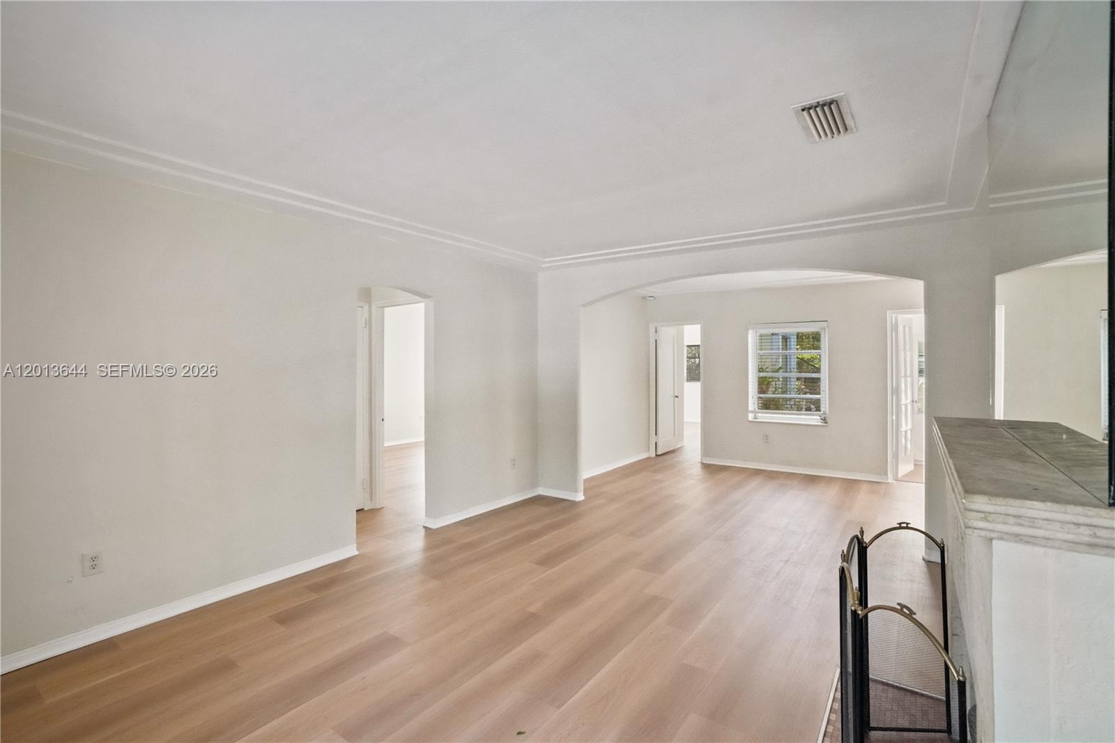 SILVER BLUFF ESTS-SEC A - Residential Lease