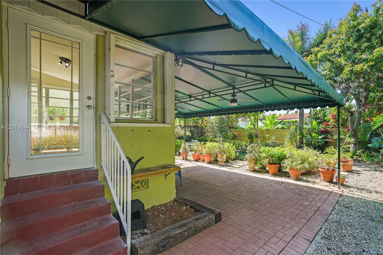 SILVER BLUFF ESTS-SEC A - Residential Lease