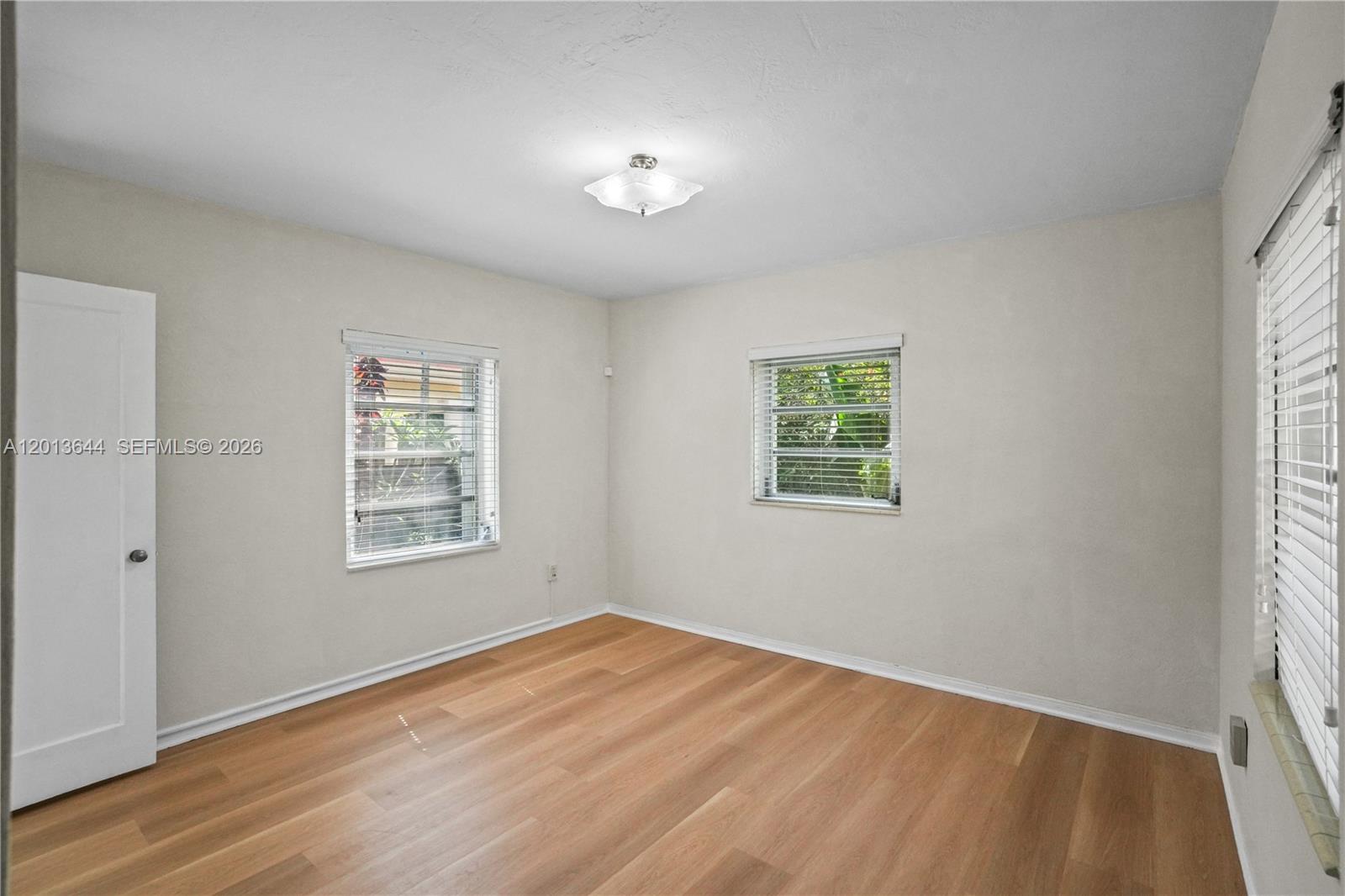 SILVER BLUFF ESTS-SEC A - Residential Lease