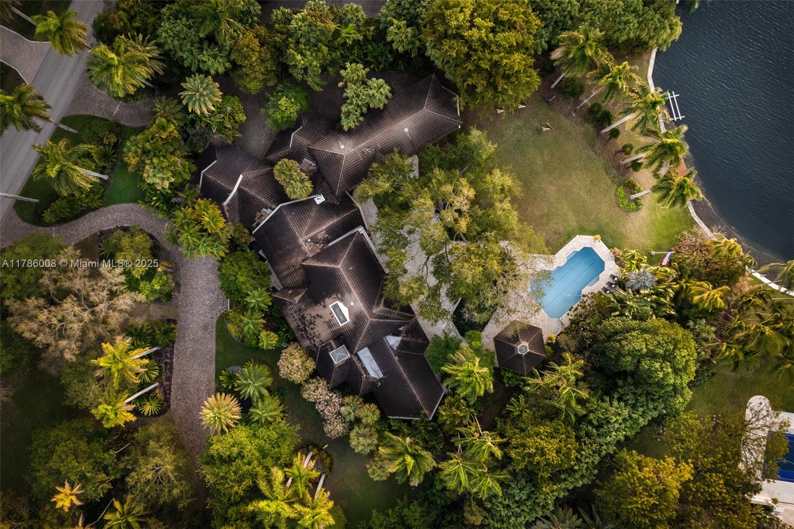 GABLES ESTATES NO 3 - Residential