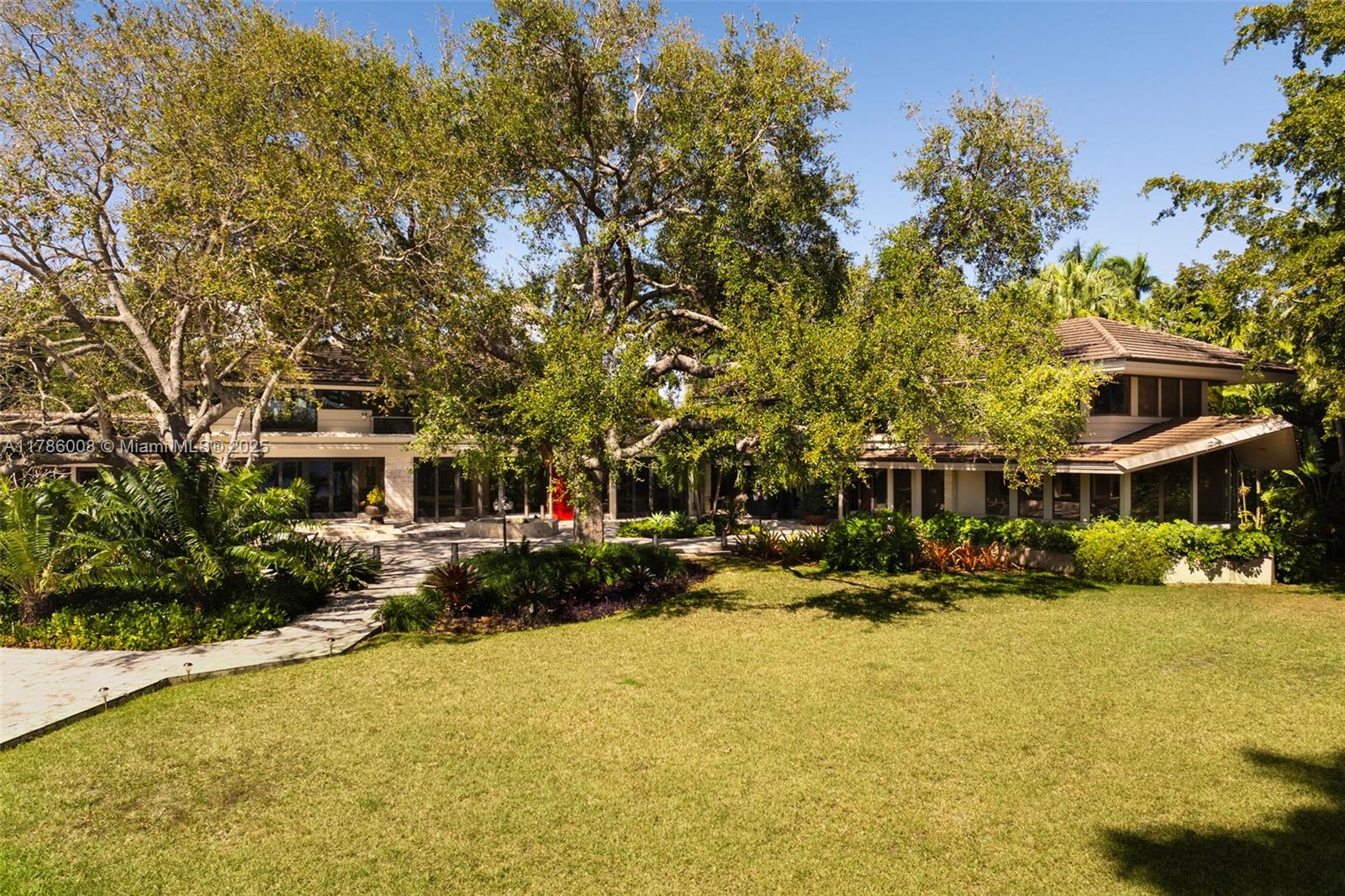 GABLES ESTATES NO 3 - Residential