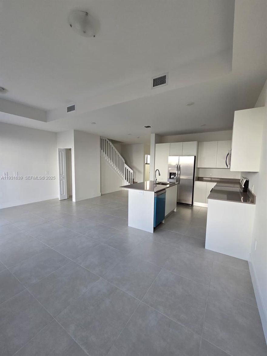 Brand new two story townhouse, ready to move in, all appliances included.