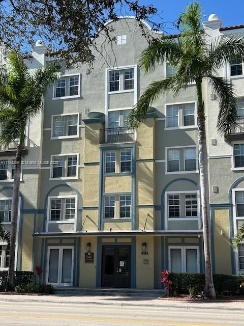Property for Sale at 533 Ne 3rd Ave 404, Fort Lauderdale, Broward County, Florida - Bedrooms: 2 
Bathrooms: 2  - $414,000