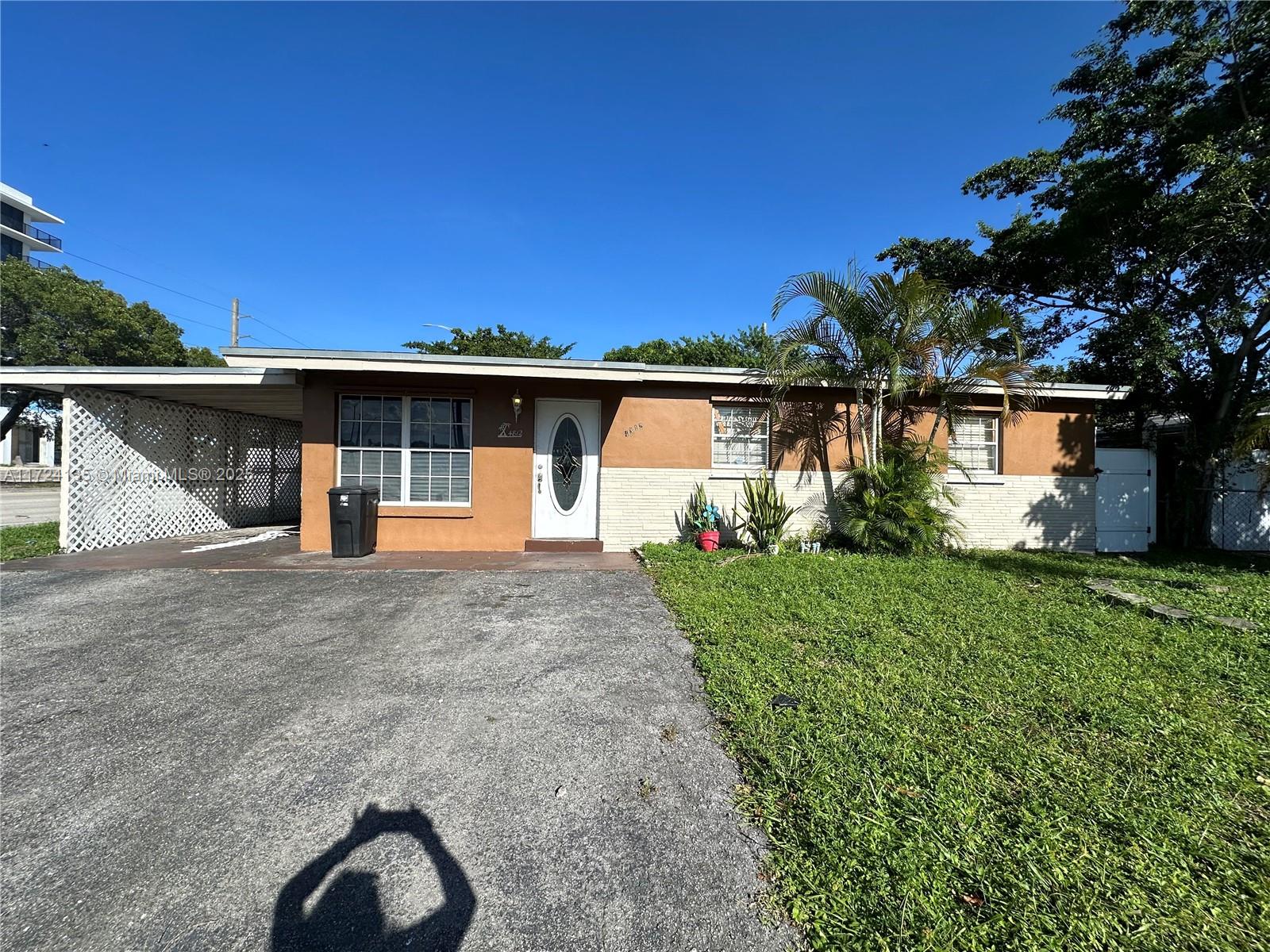 PLAYLAND ISLES - Residential