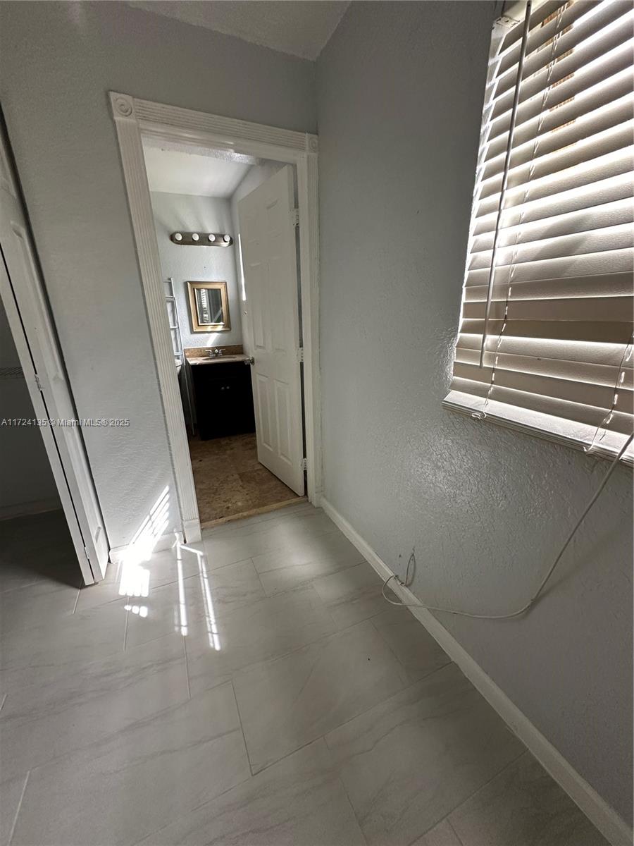 PLAYLAND ISLES - Residential