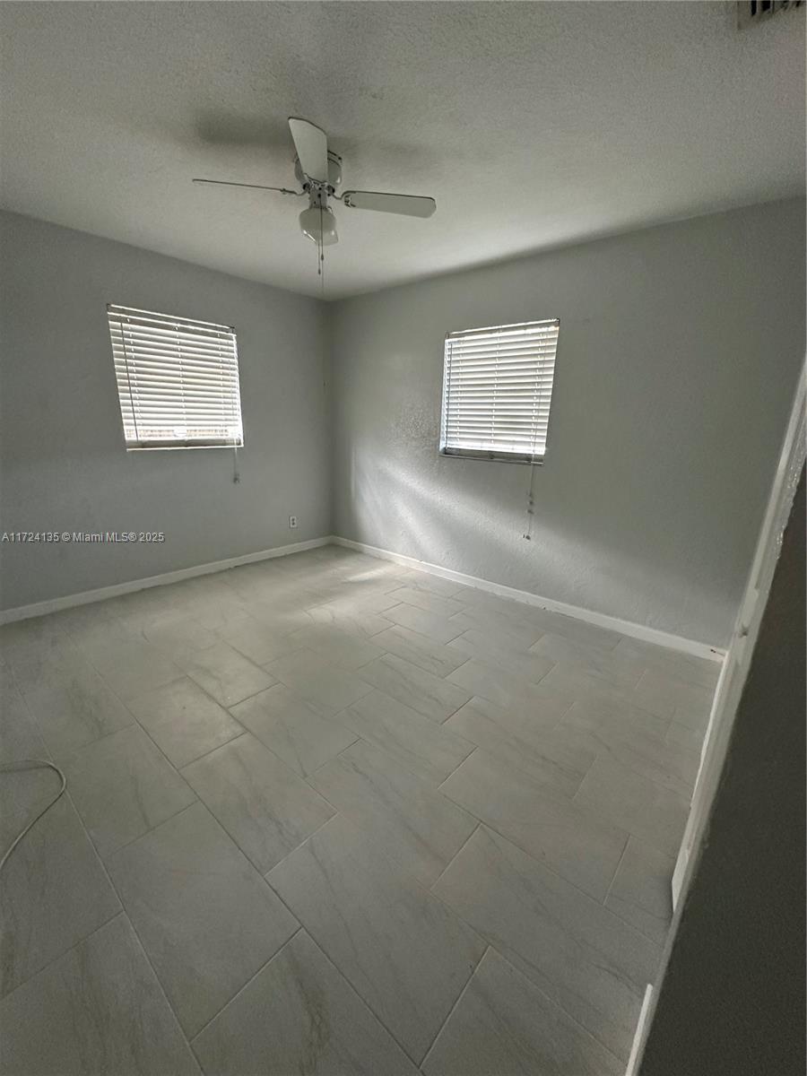 PLAYLAND ISLES - Residential