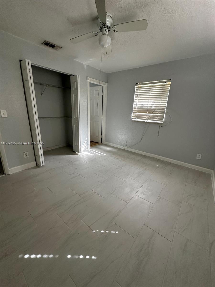 PLAYLAND ISLES - Residential