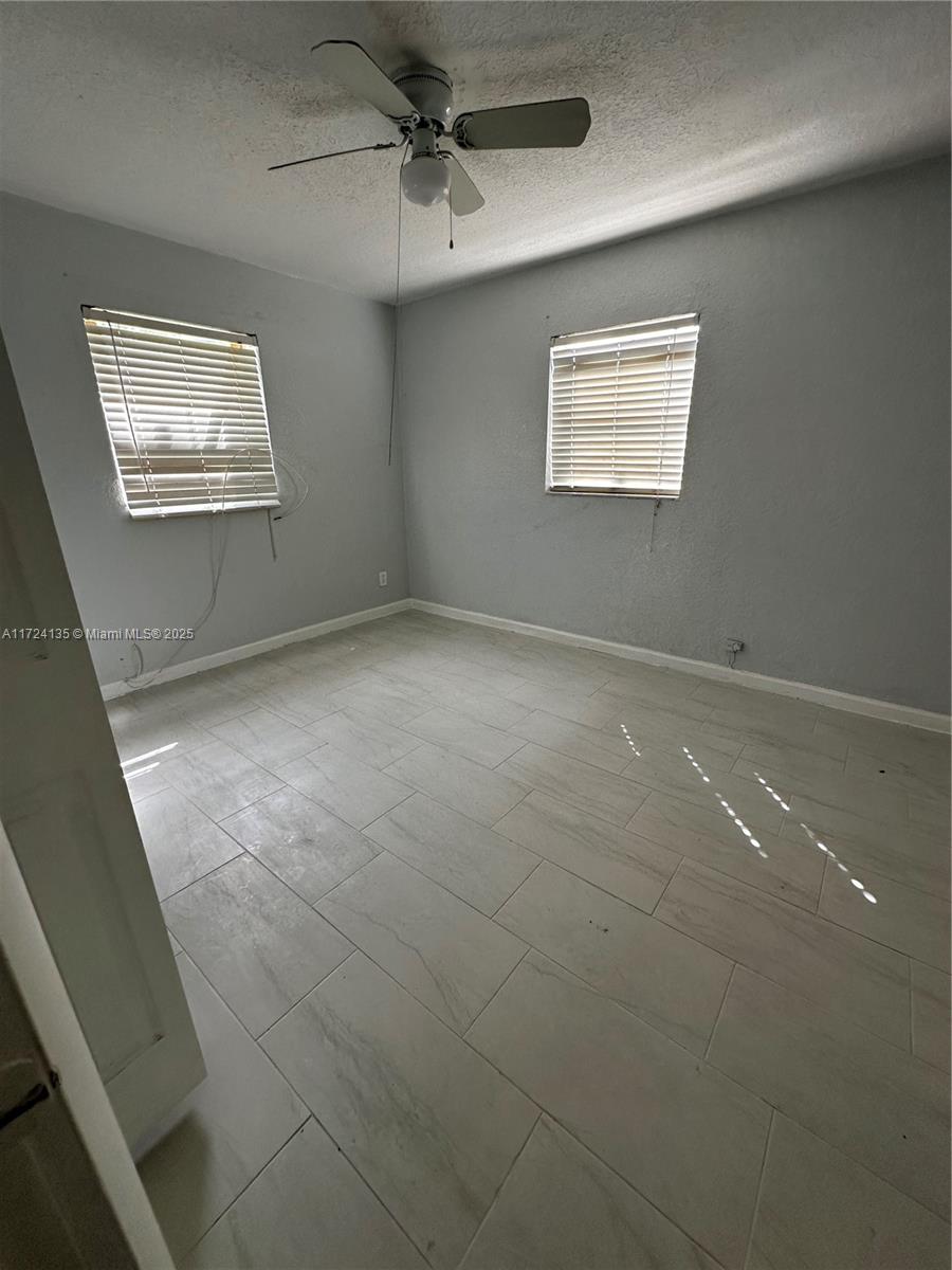 PLAYLAND ISLES - Residential