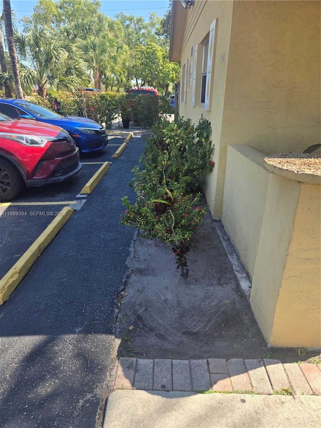 Photo of 208 SW 1st Ct, Pompano Beach, FL 33060 (MLS # A11969394)
