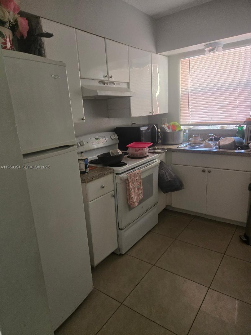 AVONDALE - Residential Income