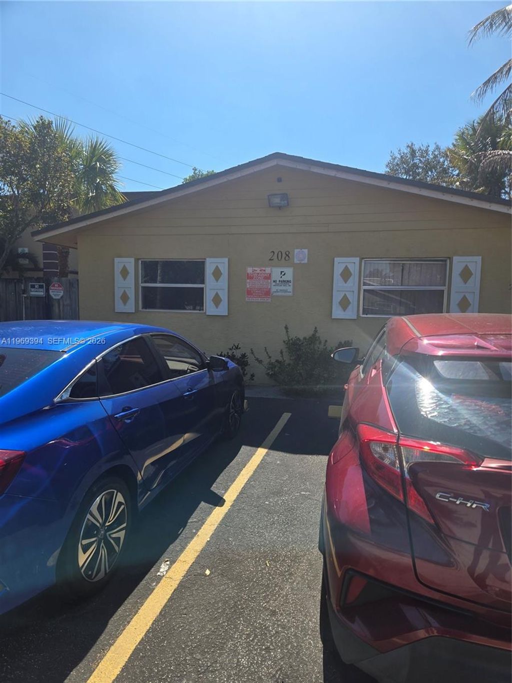 Photo of 208 SW 1st Ct, Pompano Beach, FL 33060 (MLS # A11969394)