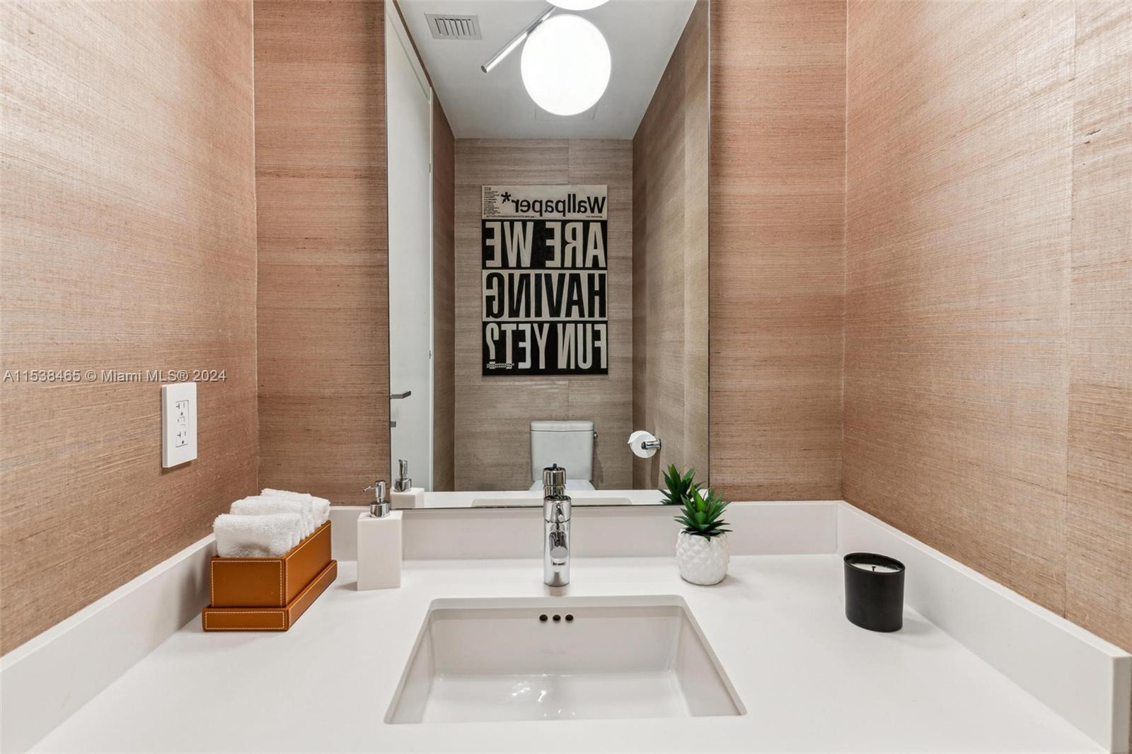 ECHO CONDO - Residential