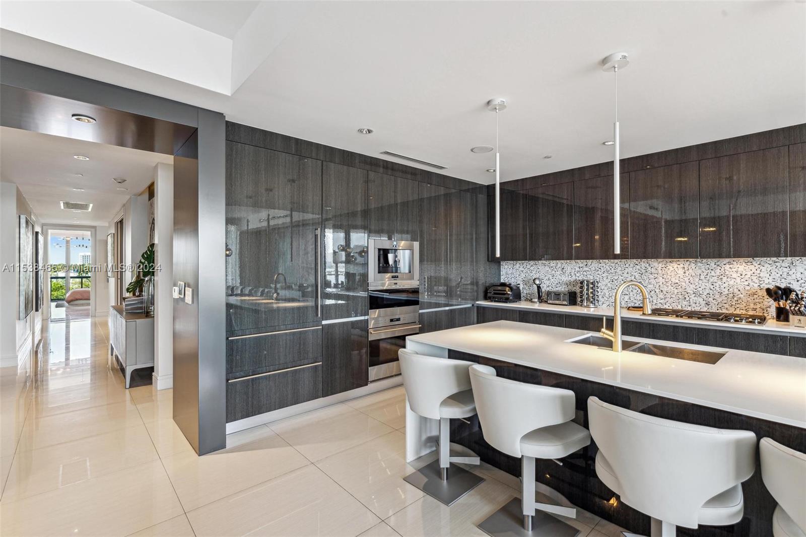 ECHO CONDO - Residential