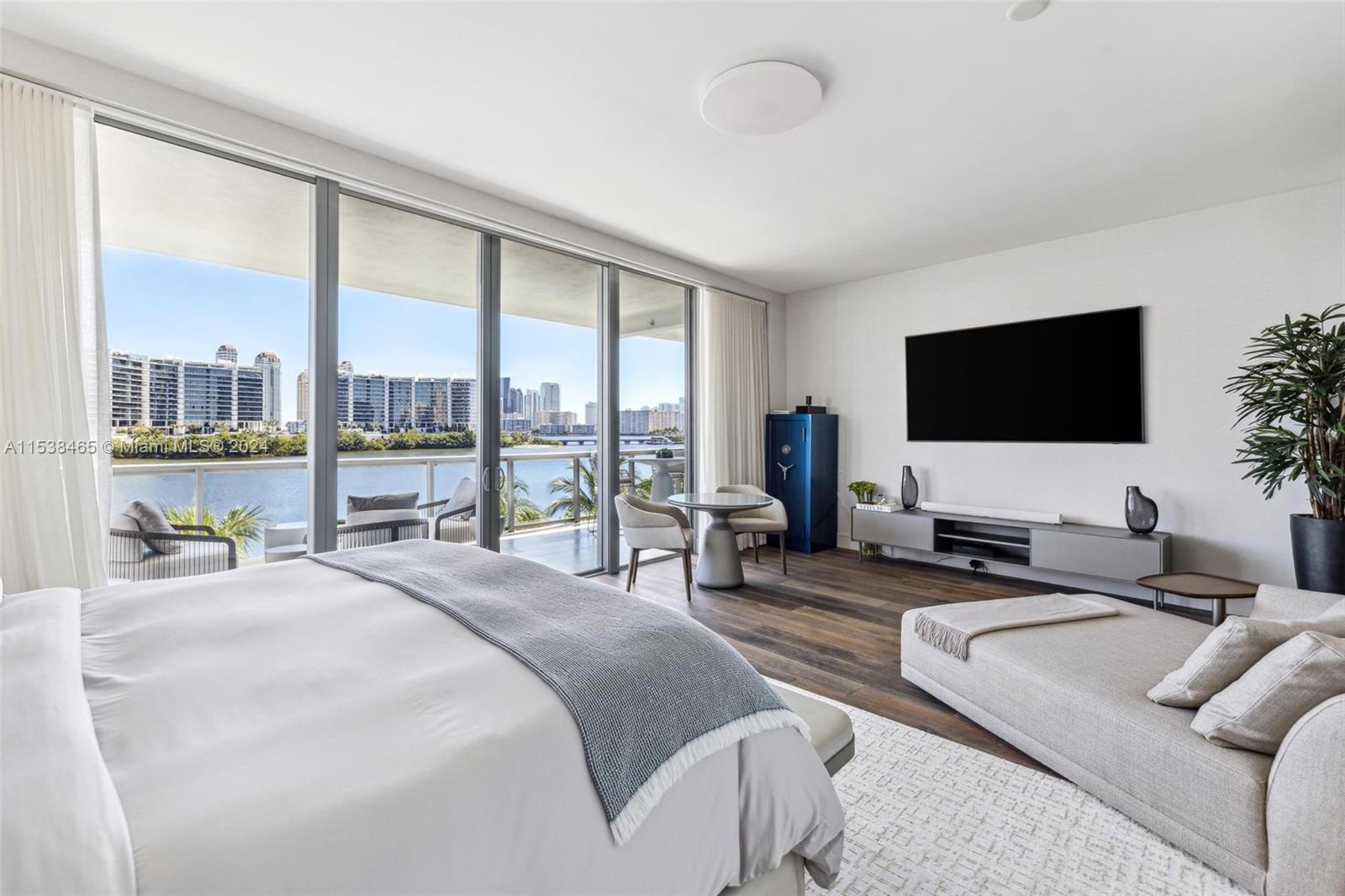 ECHO CONDO - Residential