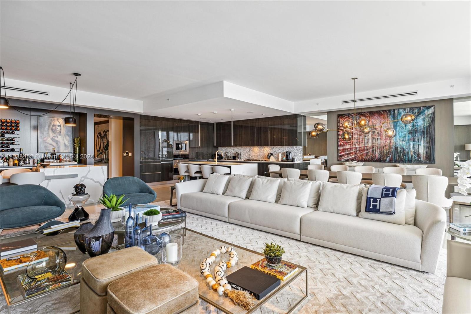 ECHO CONDO - Residential