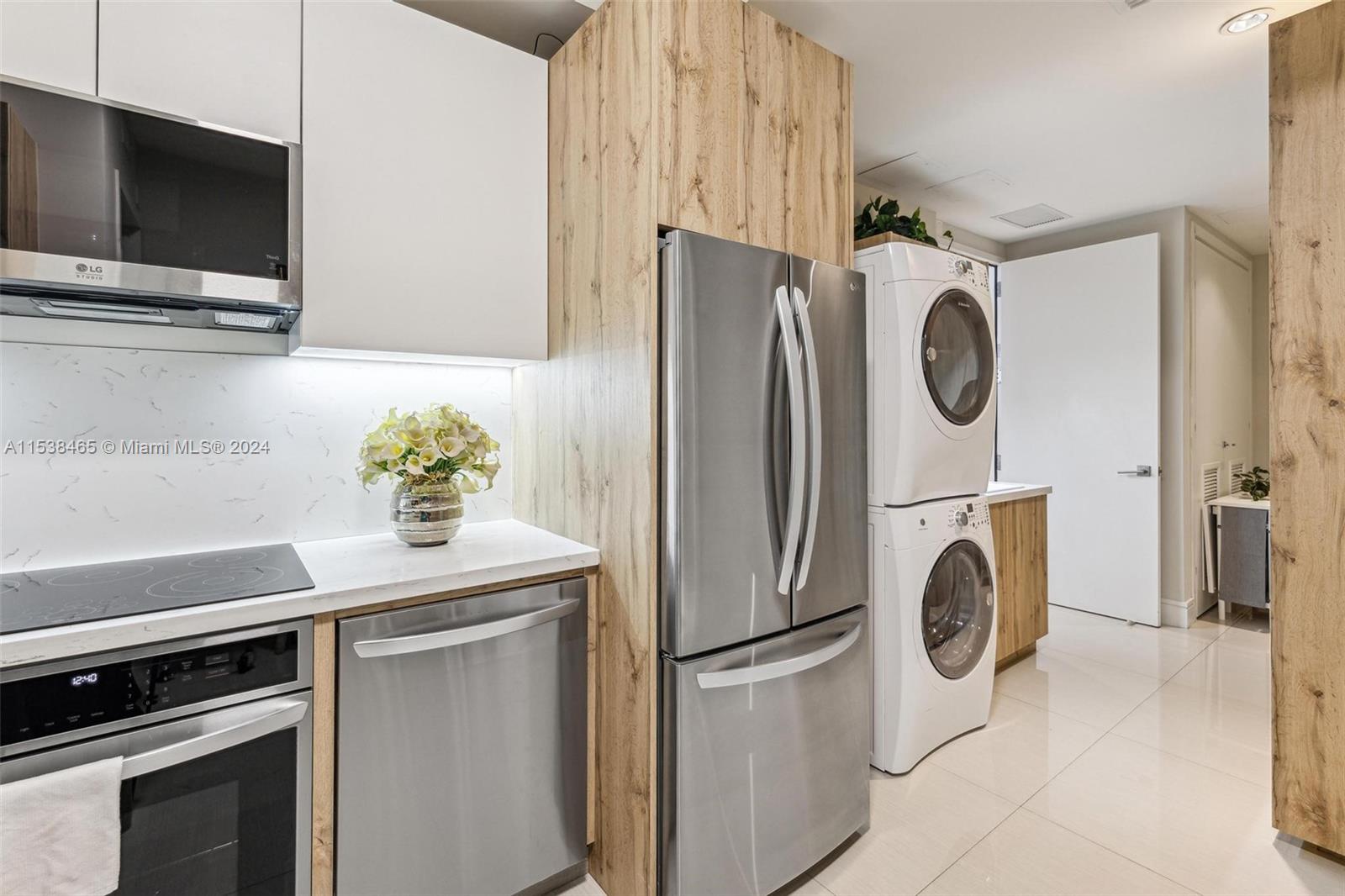 ECHO CONDO - Residential