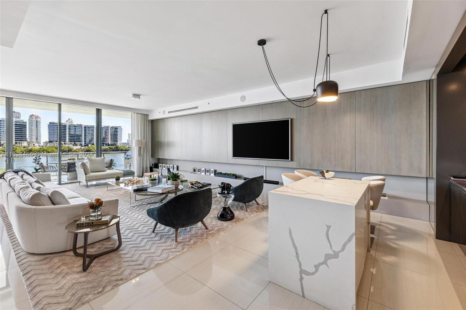 ECHO CONDO - Residential