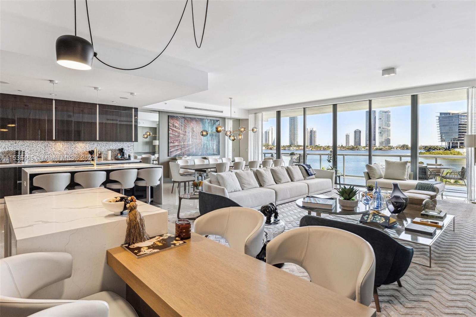 ECHO CONDO - Residential