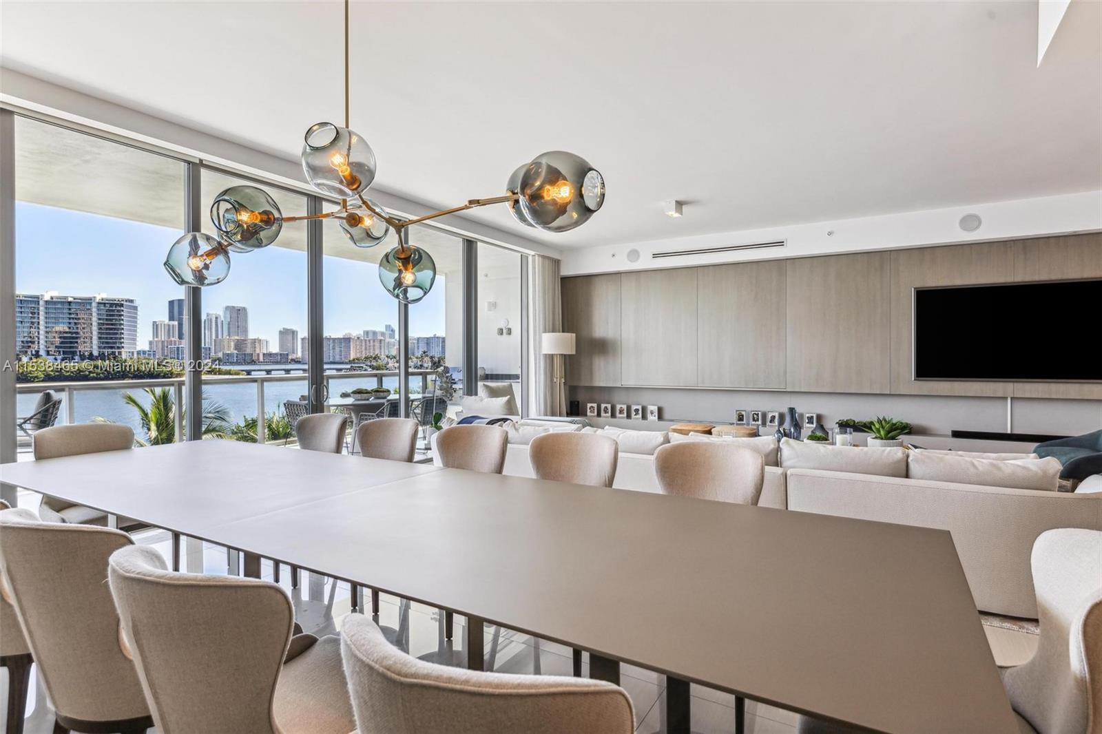 ECHO CONDO - Residential