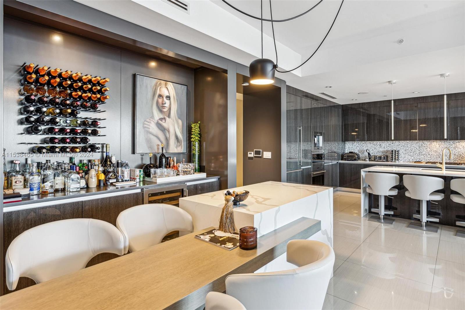 ECHO CONDO - Residential