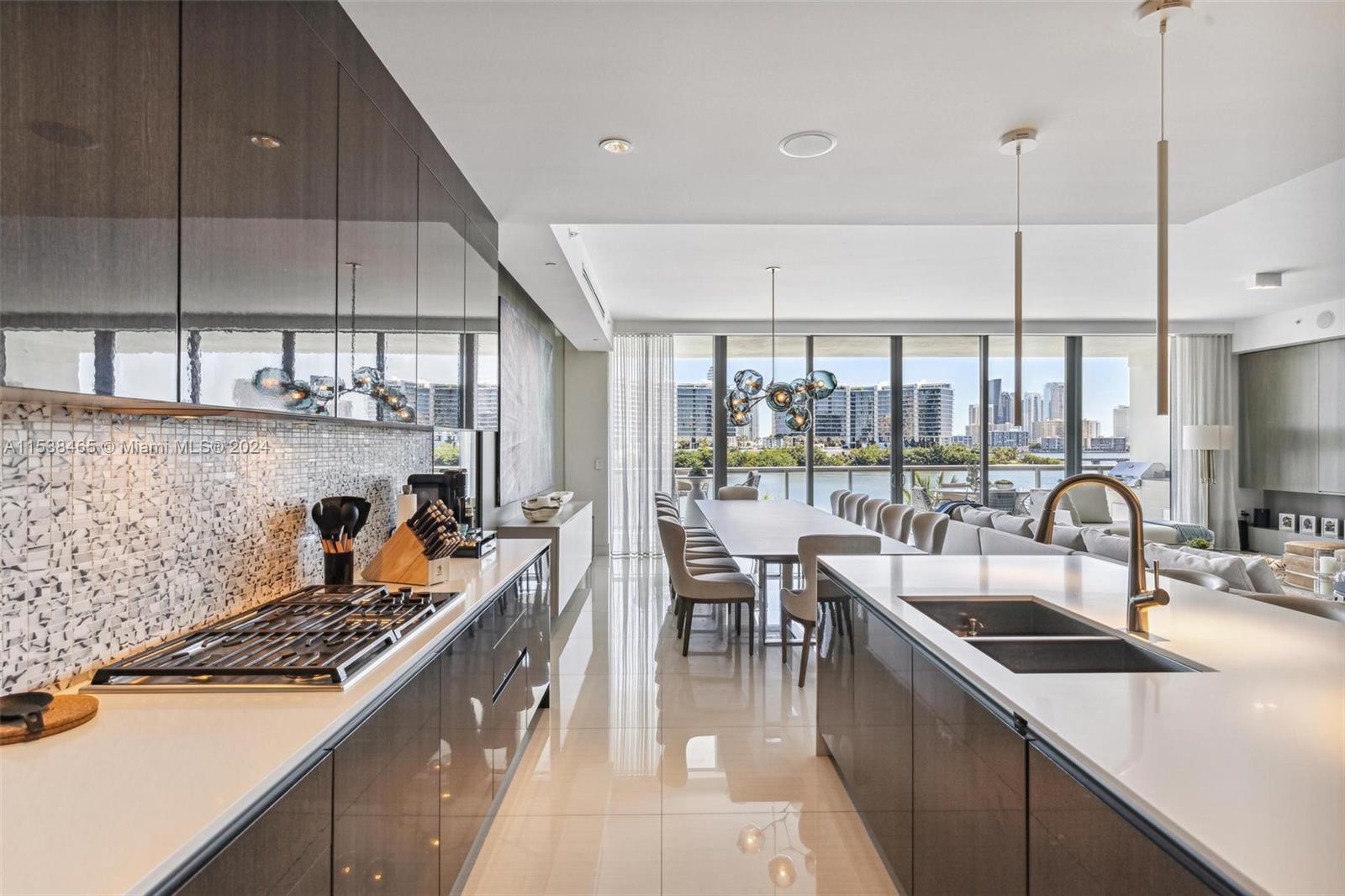 ECHO CONDO - Residential