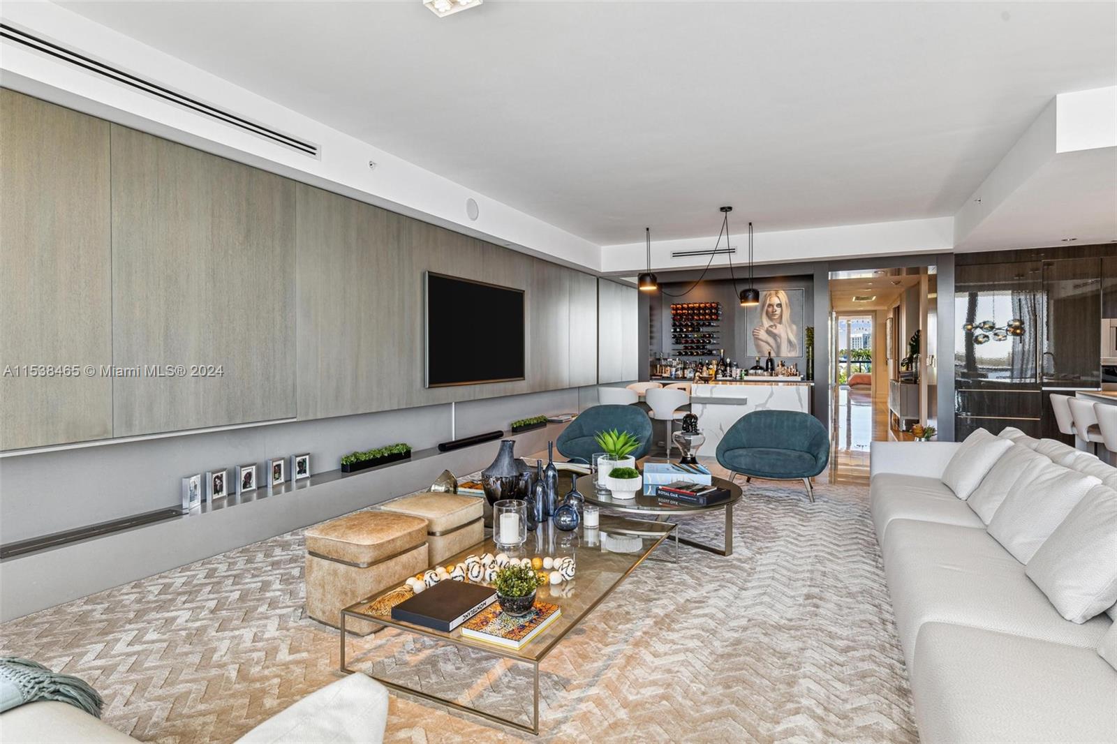 ECHO CONDO - Residential