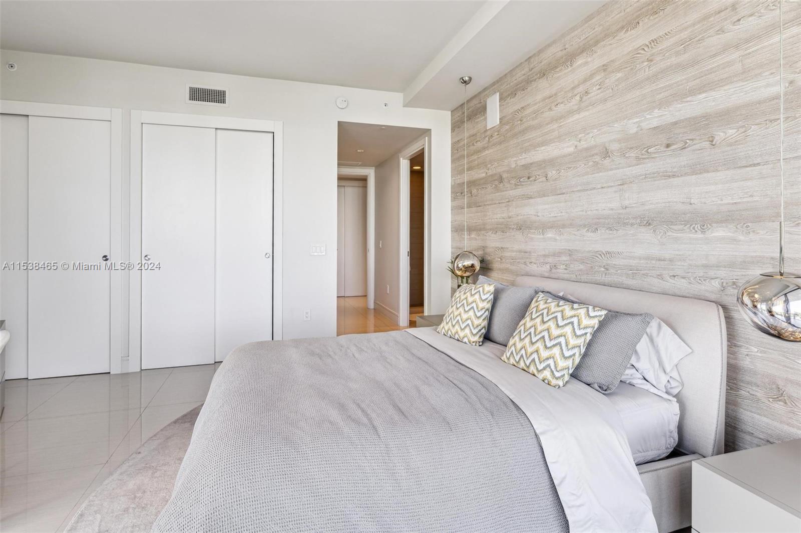 ECHO CONDO - Residential