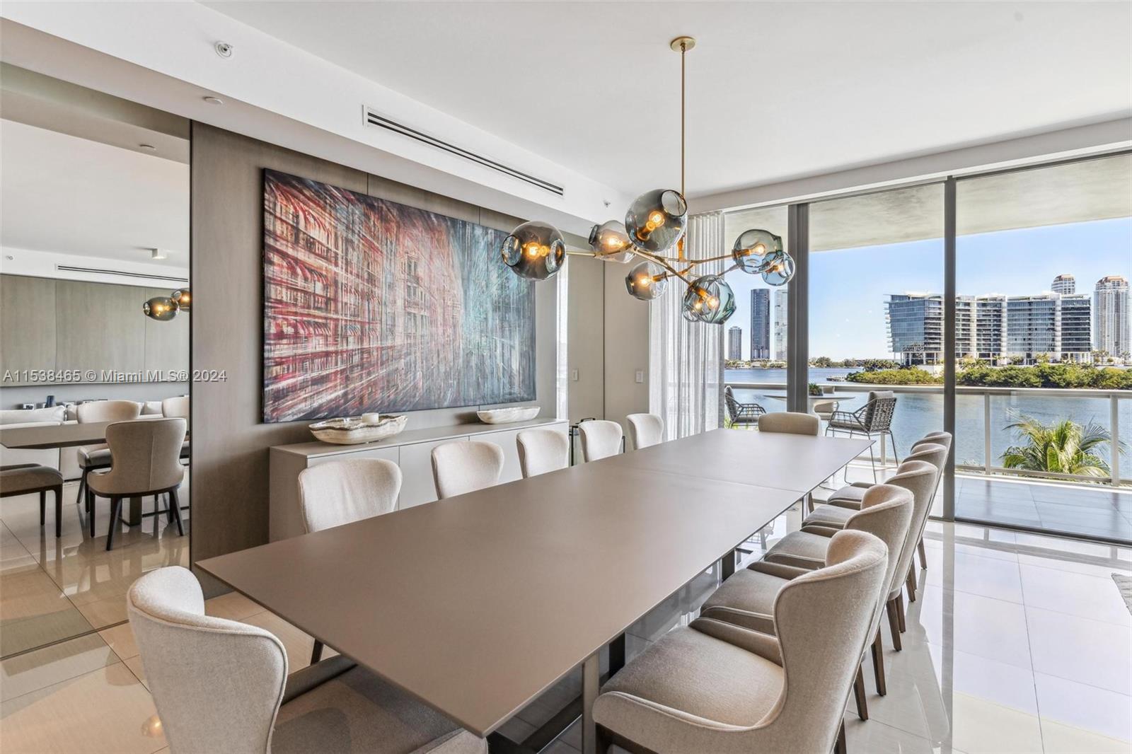 ECHO CONDO - Residential