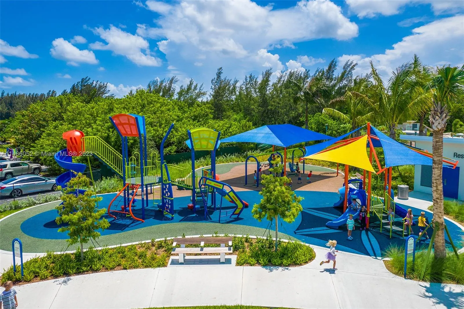 Hallandale Beach, Florida 33009, United States, 4 Bedrooms Bedrooms, ,4 BathroomsBathrooms,Residential,Active,68758