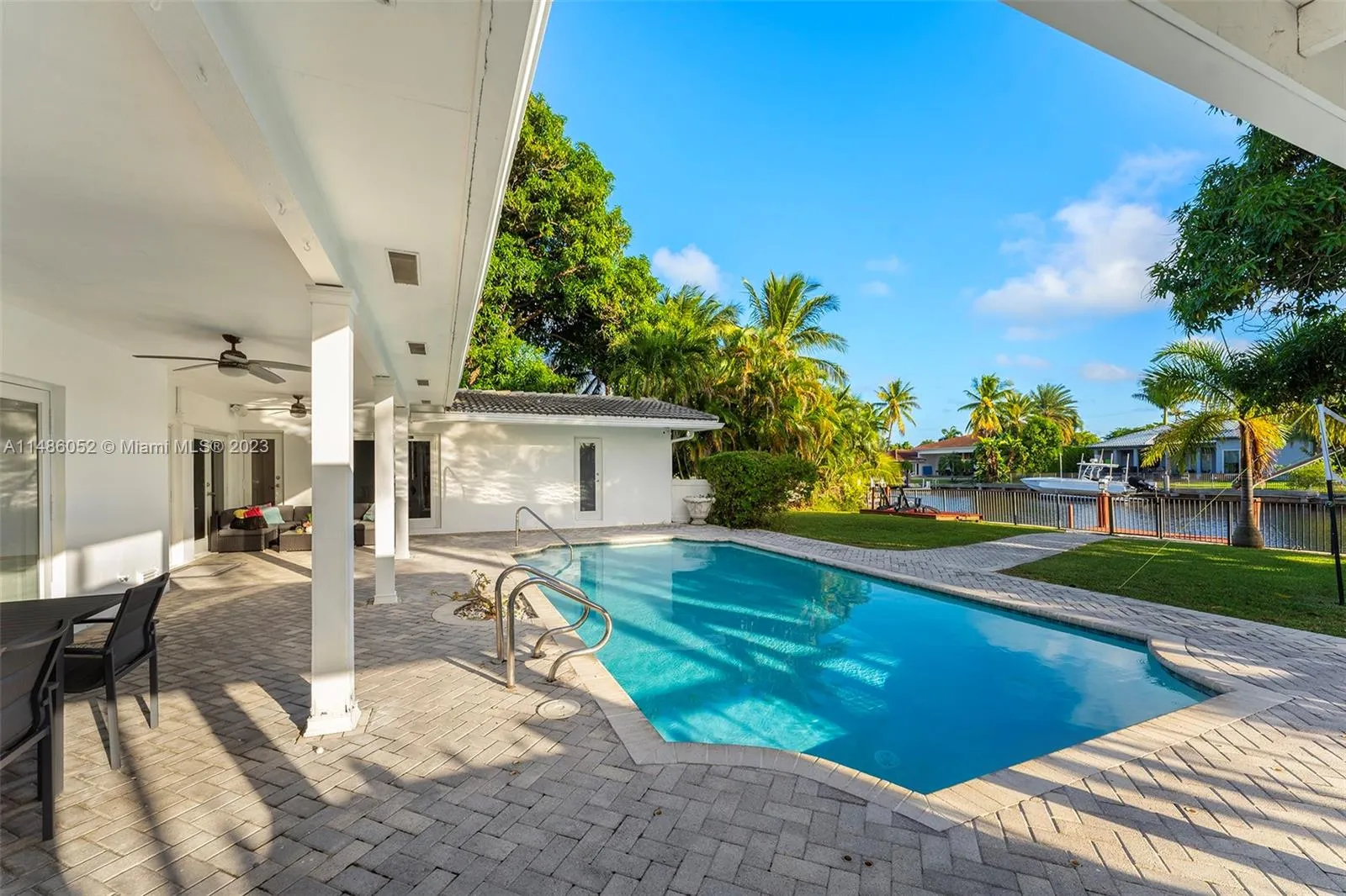 Hallandale Beach, Florida 33009, United States, 4 Bedrooms Bedrooms, ,4 BathroomsBathrooms,Residential,Active,68758