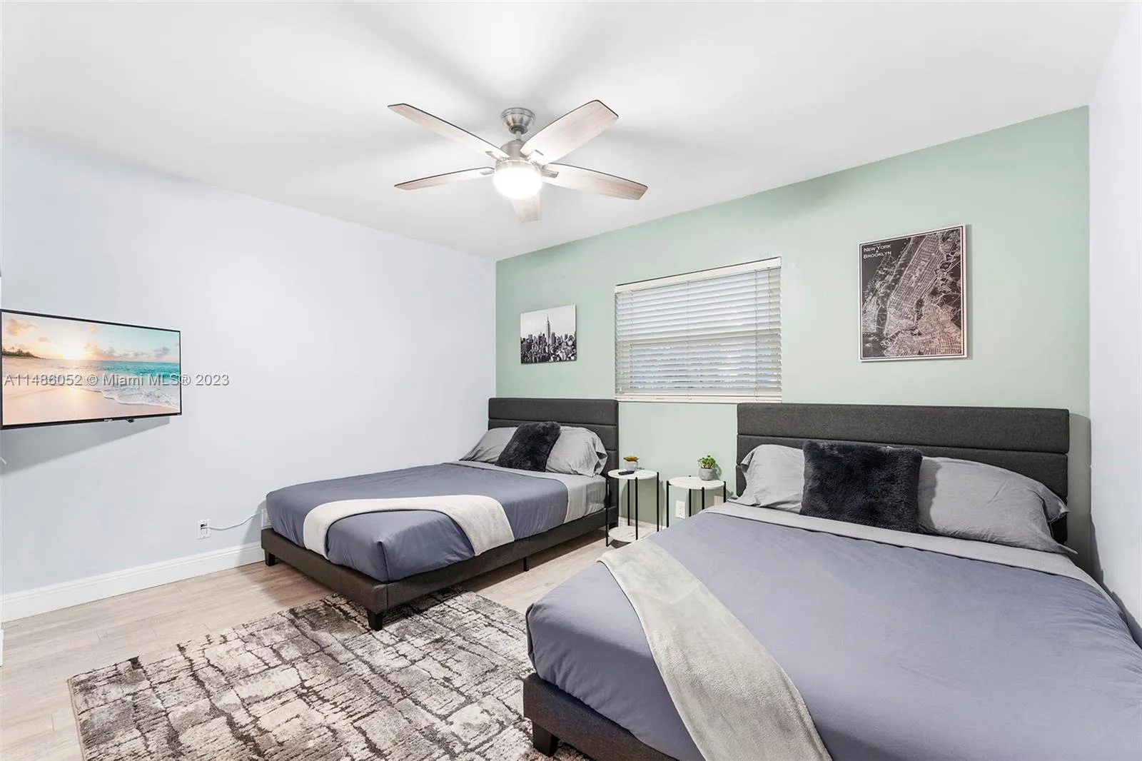 Hallandale Beach, Florida 33009, United States, 4 Bedrooms Bedrooms, ,4 BathroomsBathrooms,Residential,Active,68758