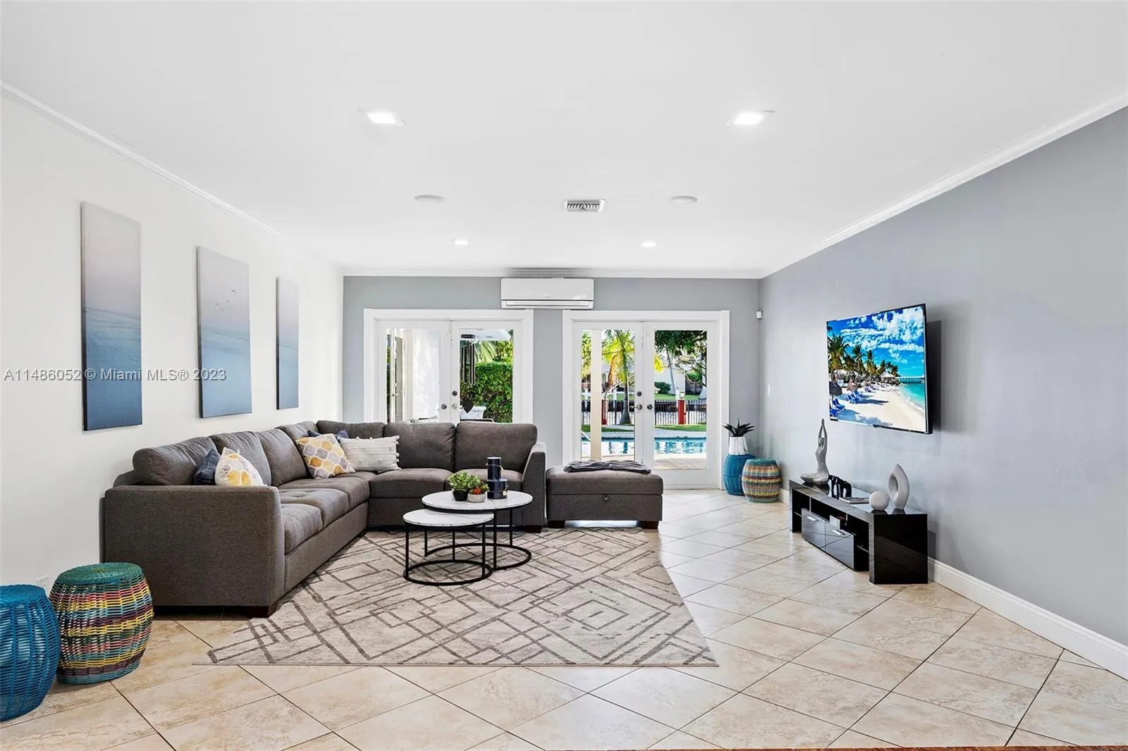 Hallandale Beach, Florida 33009, United States, 4 Bedrooms Bedrooms, ,4 BathroomsBathrooms,Residential,Active,68758