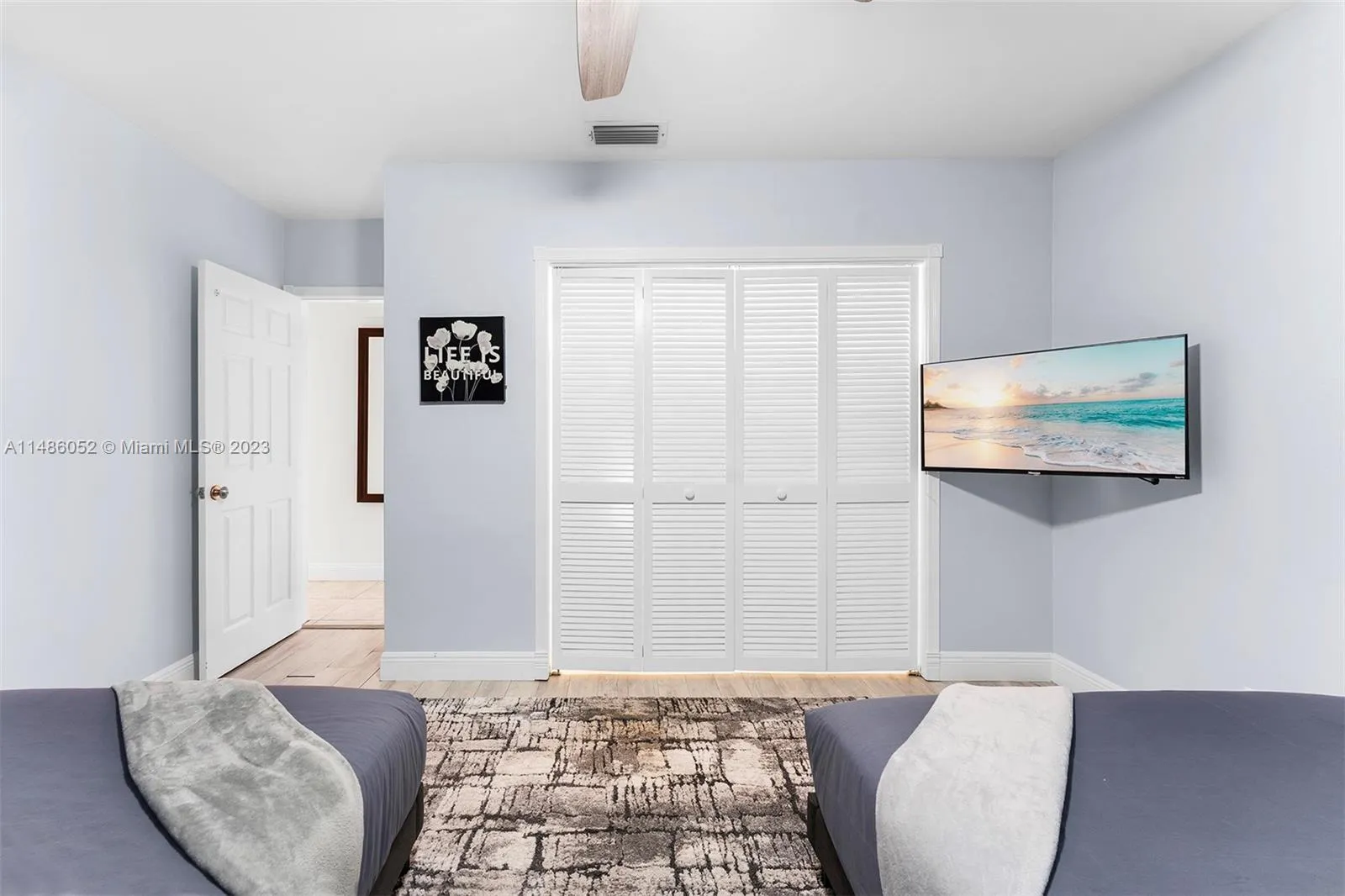 Hallandale Beach, Florida 33009, United States, 4 Bedrooms Bedrooms, ,4 BathroomsBathrooms,Residential,Active,68758