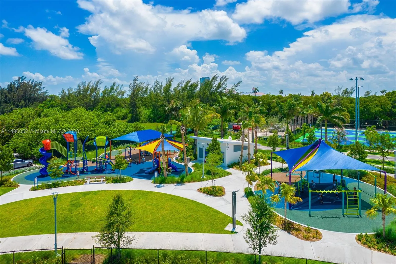 Hallandale Beach, Florida 33009, United States, 4 Bedrooms Bedrooms, ,4 BathroomsBathrooms,Residential,Active,68758