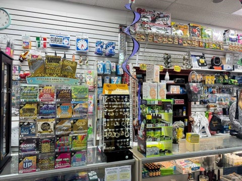 Photo of Convenience Store for Sale, Kendall, FL 33175 (MLS # A12042497)
