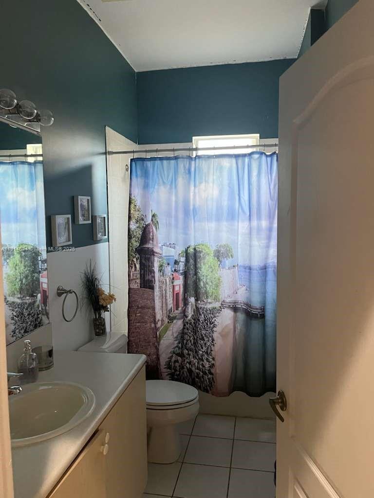 PORTOFINO PALMS - Residential