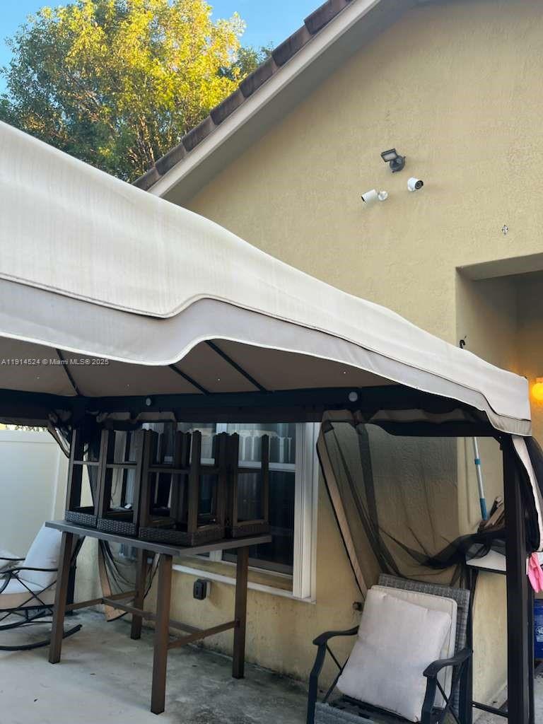 PORTOFINO PALMS - Residential